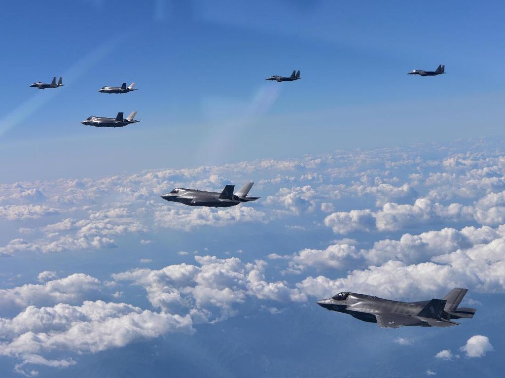 AS Siapkan Opsi Operasi Militer ke Korea Utara AS Siapkan Opsi Operasi Militer ke Korea Utara