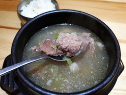 Yuk, Cicip Galbi Tang untuk Hangatkan Perut Sore Ini