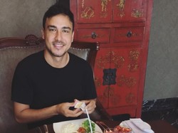 Ini Minuman Wajib Hamish Daud Saat Travelling