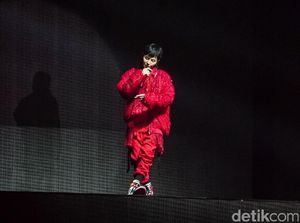 Video: Konser G-Dragon di Bangkok Batal, Fans Protes Video: Konser G-Dragon di Bangkok Batal, Fans Protes
