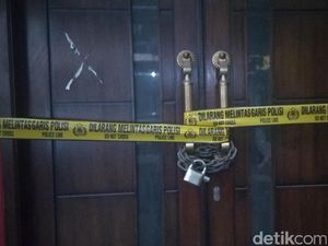 Geledah Rumah Kiki Hasibuan, Polisi Bawa 3 Koper