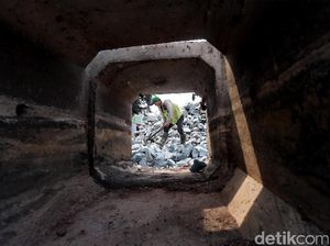 Demi Truk Sampah DKI, Drainase dan Jalan di Jati Asih Diperbaiki