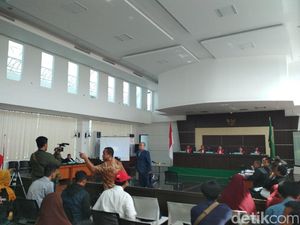 Saksi Ahli Buni Yani Diminta Lengkapi Izin
