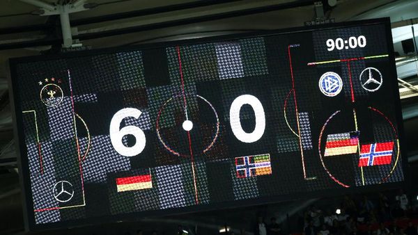 Pesta Setengah Lusin Gol Jerman