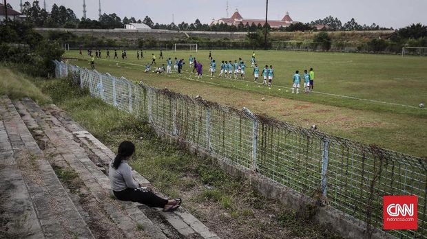 Lapangan Stadion Benteng masih sering digunakan untuk berlatih.
