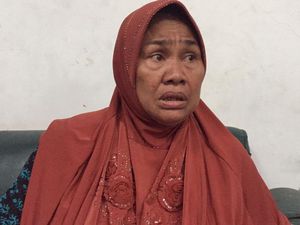 Ibunda: Akbar Tak Mau Cerai dengan Indria karena Cinta Banget