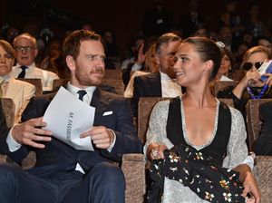 Alicia Vikander Akhirnya Bicara soal Pernikahan dengan Michael Fassbender Alicia Vikander Akhirnya Bicara soal Pernikahan dengan Michael Fassbender