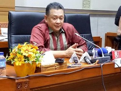 Konfirmasi Soal Ketua Bayangan, Komisi III Tunggu KPK 1x24 Jam