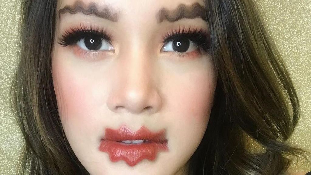 Tren Kecantikan Aneh yang Jadi Viral, Alis McD hingga Kepang Korset Tren Kecantikan Aneh yang Jadi Viral, Alis McD hingga Kepang Korset