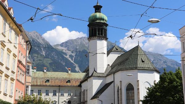 Foto: Kota di Austria yang Membangunkan Dunia
