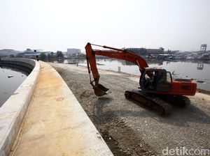 Penampakan Terkini Tanggul Laut di Muara Baru