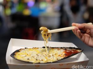 Mencicip Lobster dan Scallop Panggang Keju, Jajanan Bintang Lima di Myeongdong