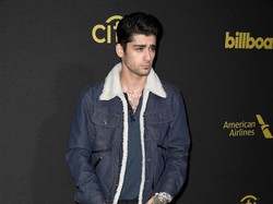 Hapus Semua Foto dan Unggah Video, Zayn Malik Bakal Rilis Album?