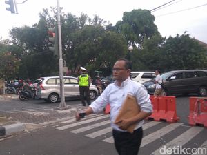 Sempat Terjadi Ricuh, Massa Bela Rohingya Bubar dengan Tertib