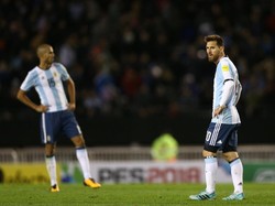 Jika sampai finis di posisi kelima, Argentina harus menjalani play-off melawan wakil dari zona Oseania. Foto: Marcos Brindicci/Reuters