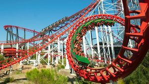 Foto: Deretan Roller Coaster Paling Ngeri di Dunia