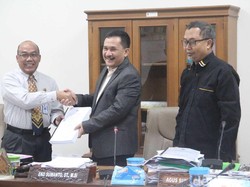 Pemda DIY Jelaskan Putusan MK kepada DPRD DIY