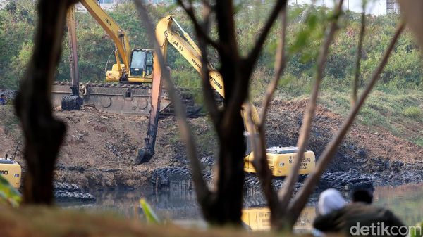 Biar Cantik, Waduk Ria Rio Dikeruk