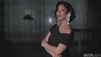 Tara Basro Wajah Indonesia di Layar Perak
