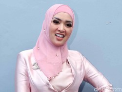 Tiara Dewi Tak Mau Bongkar Aib Hubungan dengan Lucky Hakim