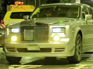 Rolls-Royce Phantom Berjantung Toyota