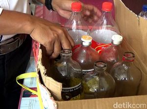 Keracunan Miras Oplosan di Tulungagung, Pedagang Terancam Dipidana Keracunan Miras Oplosan di Tulungagung, Pedagang Terancam Dipidana