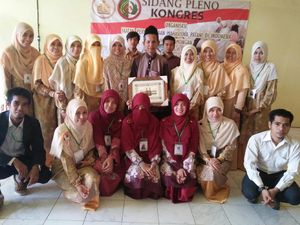 Mondok di Lamongan, Santri Thailand Membaur dengan Santri Lokal Mondok di Lamongan, Santri Thailand Membaur dengan Santri Lokal