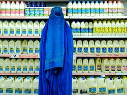 Fotografer Ini Raih Penghargaan karena Potret Wanita Pakai Burqa