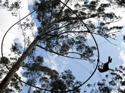 Flying Fox Rasa Roller Coaster, Jantung Mau Copot!