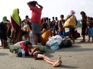 Warga Rohingya: Tentara Datang dan Menembak Tanpa Pandang Bulu