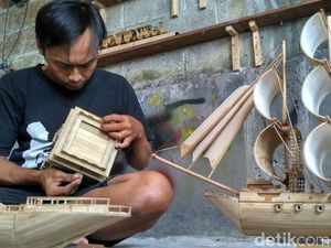 Ini Karya Miniatur Warga Kediri dari Pohon Bambu