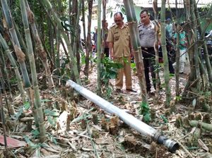Roket yang Jatuh di Bogor Tak Diakui Kemenhan, Lalu Milik Siapa? Roket yang Jatuh di Bogor Tak Diakui Kemenhan, Lalu Milik Siapa?