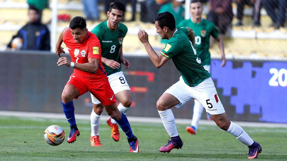 Alexis Sanchez tak mampu menyelamatkan Chile dari kekalahan (David Mercado/Reuters)
