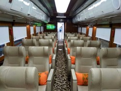 Mudik Mewah Naik Gerbong Kereta Bintang Lima, Mau Coba?