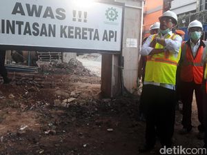 Menhub Cek Jalur Kereta Bandara