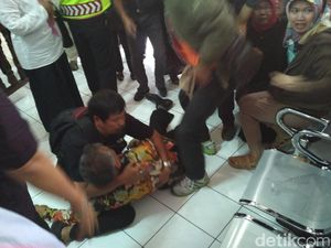 Divonis 3 Tahun Bui, Eks Kadisdik Jabar Pingsan