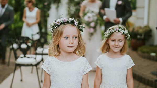 Foto: Cute!  Saat si Kecil Jadi Bridesmaid