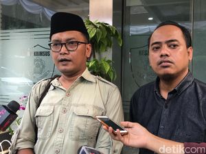 Dipolisikan Elite PKS soal Jemaah Monaslimin, Guntur Romli: Caper! Dipolisikan Elite PKS soal Jemaah Monaslimin, Guntur Romli: Caper!