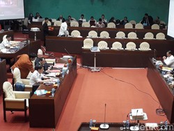 Rapat di DPR, Menhub Usul Anggaran Rp 48,18 T Tahun Depan