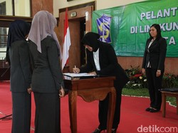 9 Pejabat Pemkot Surabaya Dimutasi