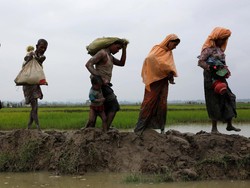 Perjalanan Memilukan Warga Rohingya Mengungsi ke Bangladesh
