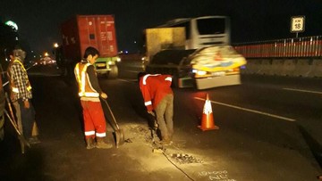 Berita dari Detik Finance: Ada Pekerjaan Jalan Ruas Tol Jakarta-Cikampek, Ini Jadwal &amp; Lokasinya
