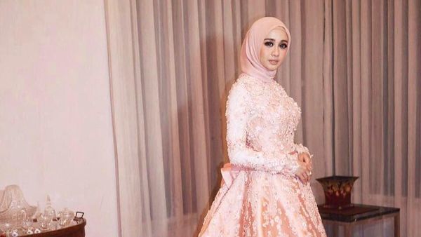 Foto: Prediksi 8 Gaun Pengantin Laudya Cynthia Bella Jelang Nikah
