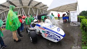 Mobil Formula Buatan Mahasiswa Yogya Siap Diadu
