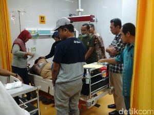 Padamkan Kebakaran Pasar Gombong, 2 Petugas Alami Luka Bakar