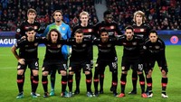 Bayer Leverkusen kehilangan beberapa pilarnya seperti Hakan Calhanoglu, Chicharito, dan Kevin Kampl. Meski begitu, setidaknya Leverkusen masih mendapat untung 26 juta euro. Foto: Patrik Stollarz/AFP Photo