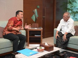 Menpora Juga Perjuangkan Atlet Berprestasi Dapat Bonus Rumah