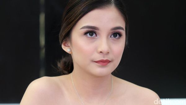 Wah, Chelsea Olivia Bening Banget!