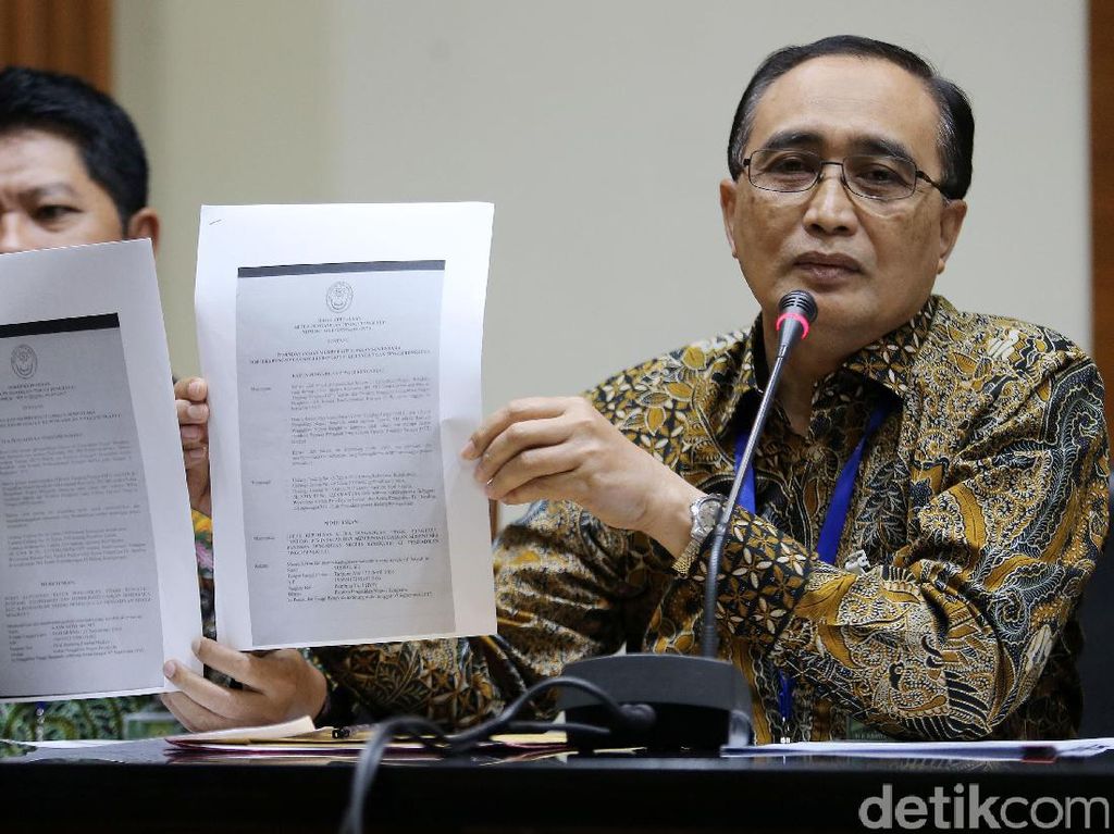 MA Sebut Ada 3 Kelompok Hakim, Putih, Abu-Abu dan Hitam MA Sebut Ada 3 Kelompok Hakim, Putih, Abu-Abu dan Hitam