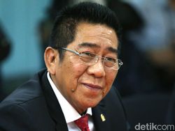 Henry Yoso soal Hasil Tes Irjen Teddy Minahasa Positif: Itu Obat Bius